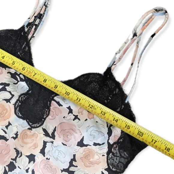 Delicate y2k Lacy Pastel Floral Negligee - Picture 6 of 8